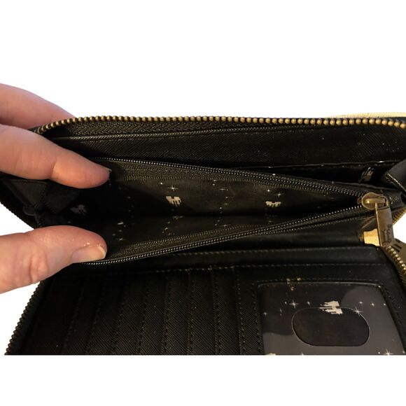 Loungefly Disney Princess Silhouette Quilted Zip-Around Wallet - Picture 6 of 9